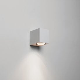 Astro Chios 80 Single Light Outdoor Wall Fitting in White Finish (Dimmable)