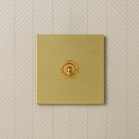Edit Hartland Screwless 1 Gang Two Way Toggle Switch - Satin Brass