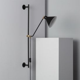 Edit Oga Single Light Wall Fitting with Plug in Black Finish