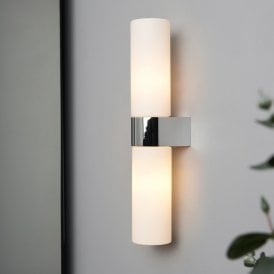 Cuco Glass Twin Wall Light - Chrome