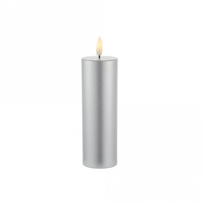 Sirius Sille 15cm Battery Operated LED Silver Wax Flicker Candle
